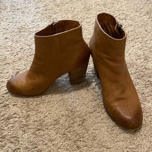 Camel BP booties